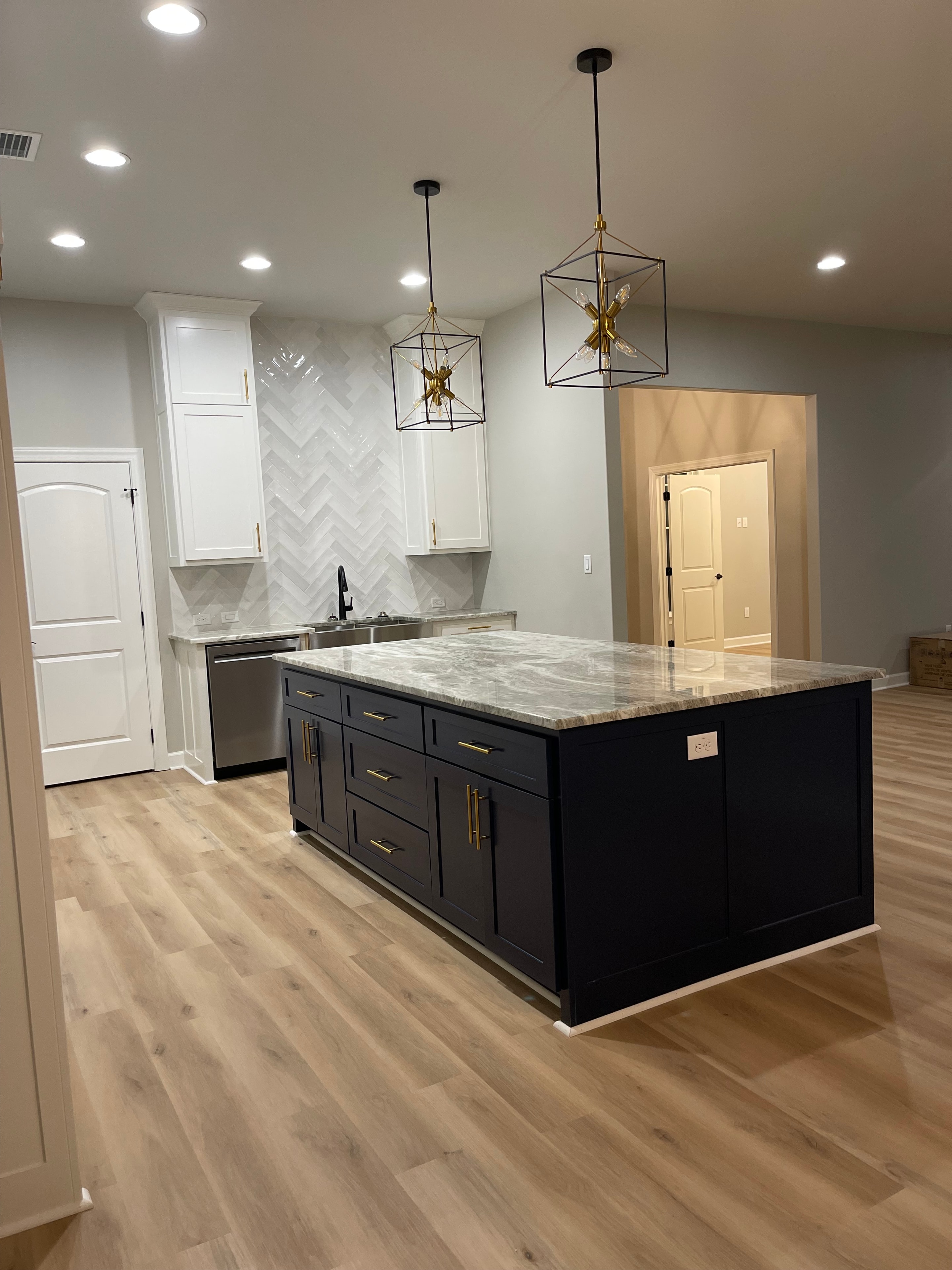 Spotless new construction clean ready for move-in